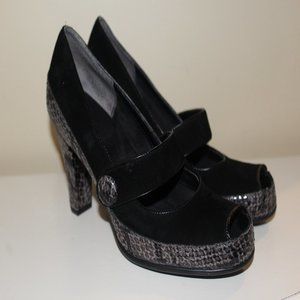 Snazzy pumps 3 1/2 inch heel